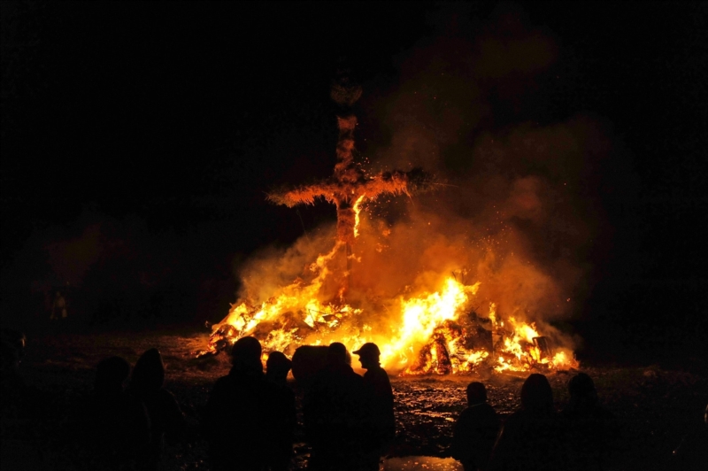 The "Buergbrennen": a Luxembourgish tradition