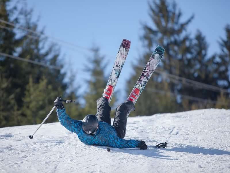 éviter de se blesser au ski