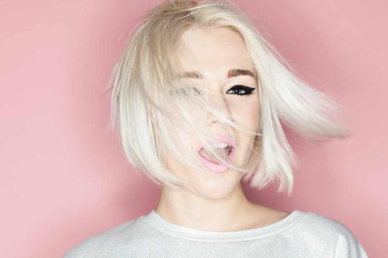 How to take care of her white hair?
