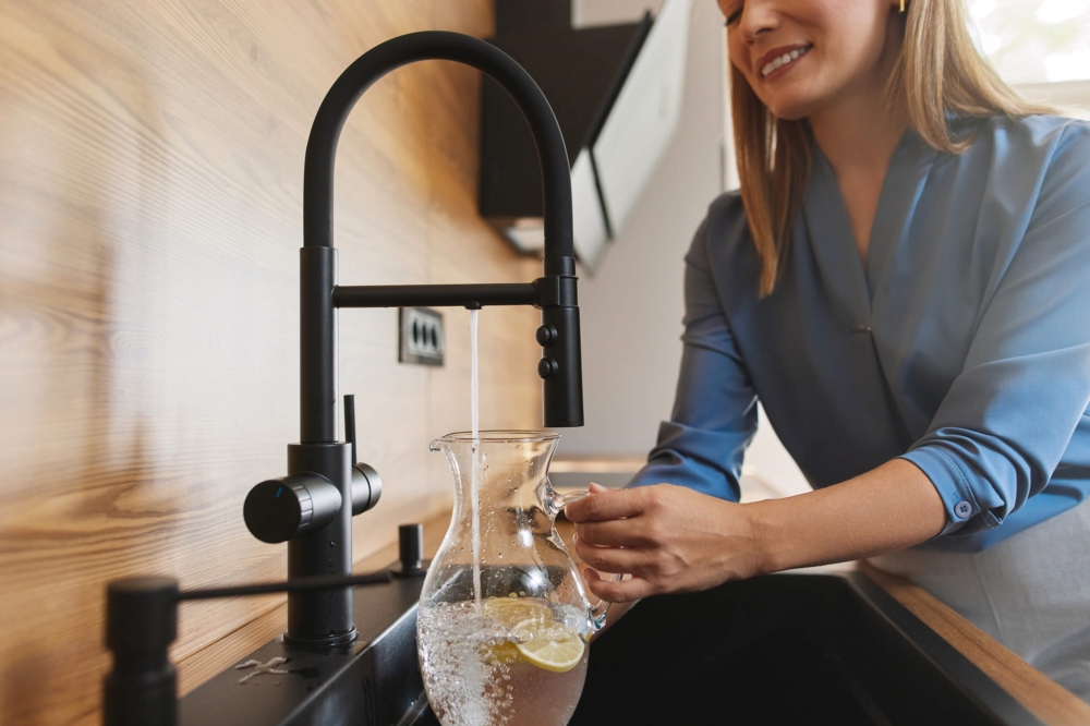 Sink taps for water filters
