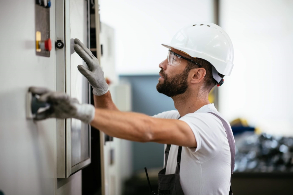 MAINTENIR VOS INSTALLATIONS EN BON ÉTAT DE FONCTIONNEMENT