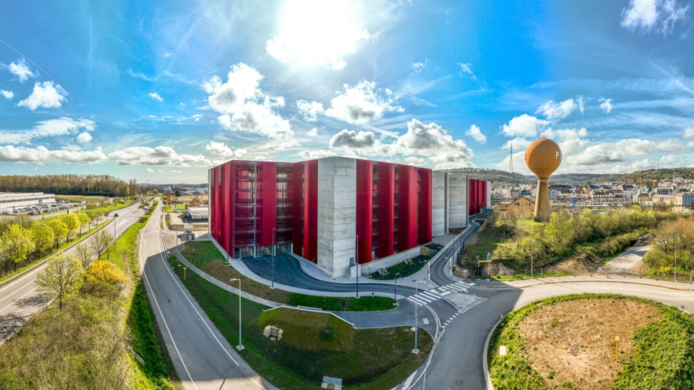 Parking P&R et passerelle de liaison