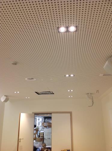 Plafond acoustique