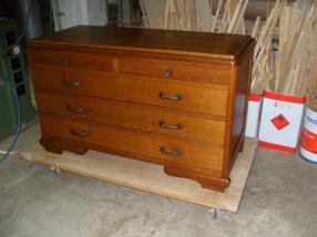 Commode 
