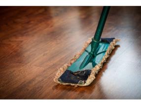 Nettoyage des soles en bois