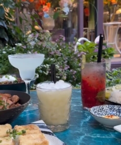 Sakés, vins & cocktails