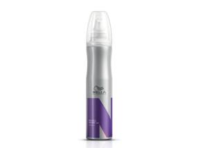 Extra Volume Mousse de coiffage - fixation 3