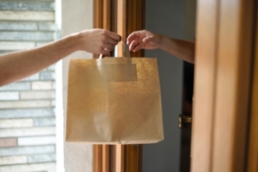 Livraison et Plats à Emporter