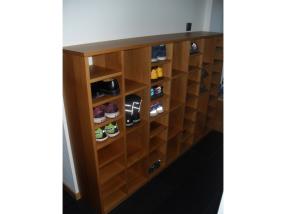 Armoire à chaussures