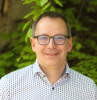 M Eric HANSEN