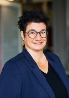 Mme Melanie Schreier