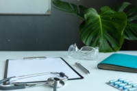 Artikel vu Beck Henri (Dr)